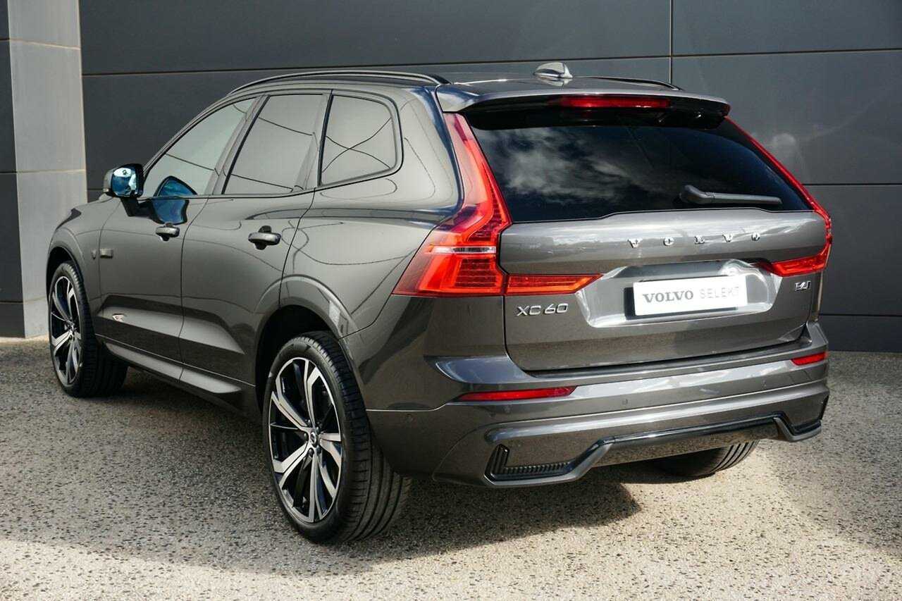 Volvo  XC60 Ultimate, B6 Mild Hybrid, Petrol, Dark