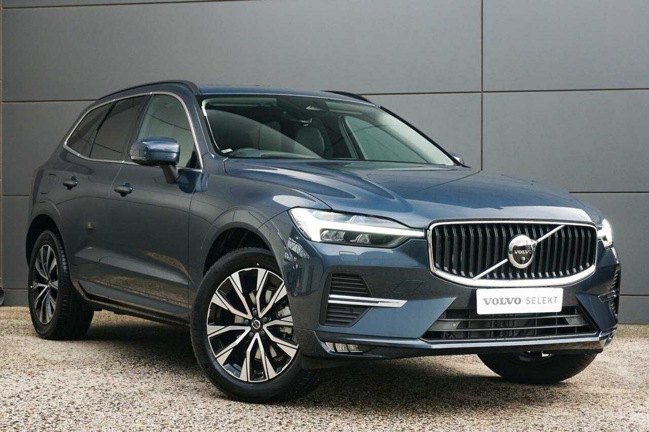 Volvo  XC60 Plus, B5 Mild Hybrid, Petrol