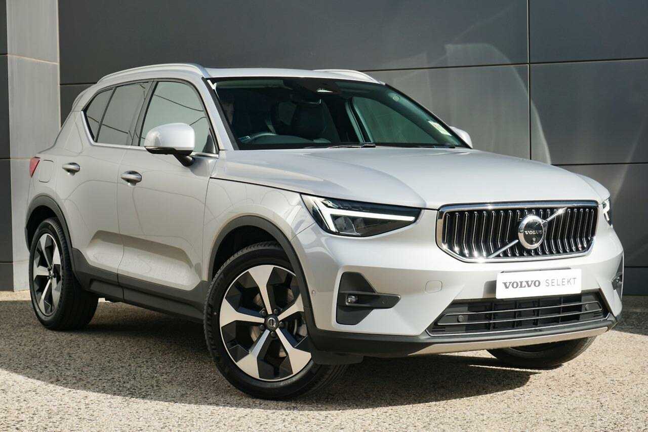 Volvo  XC40 Ultimate, B4 Mild Hybrid, Petrol, Bright