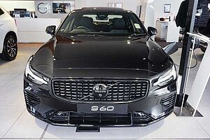 Volvo  Z Series MY24 Recharge T8 Geartronic AWD Black Edition