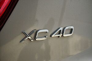 Volvo  XC40 Ultimate, B4 Mild Hybrid, Petrol, Bright